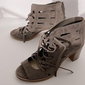 Vince Camuto  Tan Leather Peep-toe Shoes